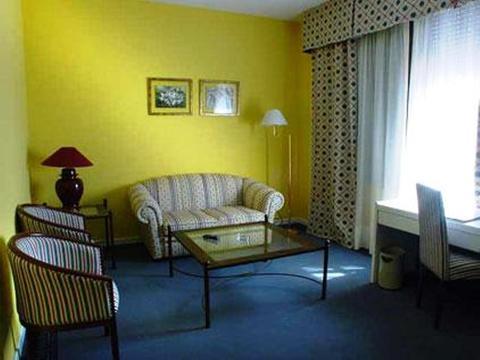 Hotel Las Cigueenas Trujillo Δωμάτιο φωτογραφία